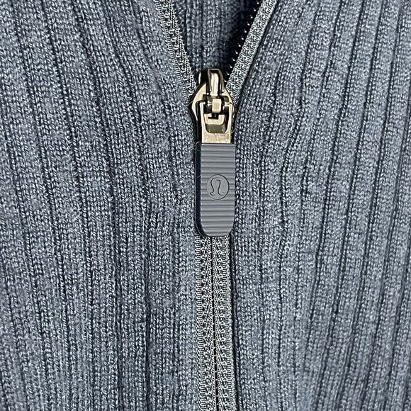 Lululemon Poncho Sweater One Size Blue Ribbed Merino Wool Knit Wrap Cape Boho - Picture 3 of 10